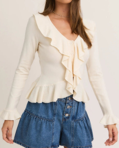 Ruffle Button Long Sleeve