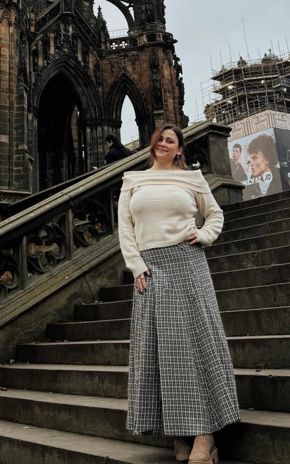 Graceful Plaid Maxi Skirt